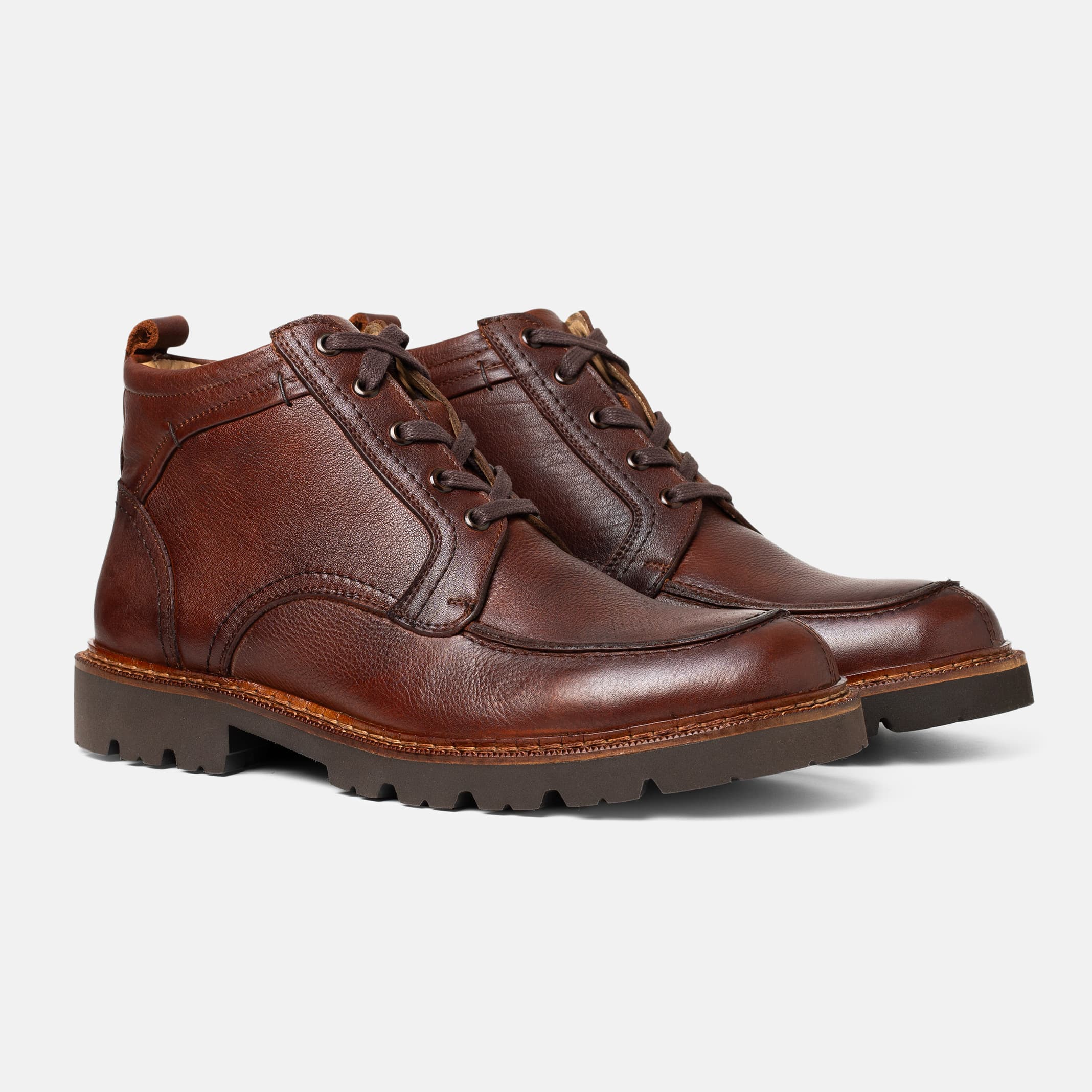 bota-casual-ligera-cafe